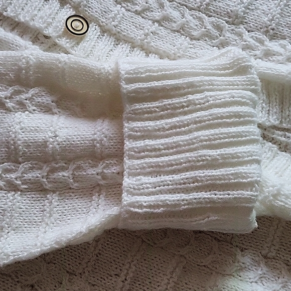 White Cable Knit Buttons Cardigan - Picture 6 of 6